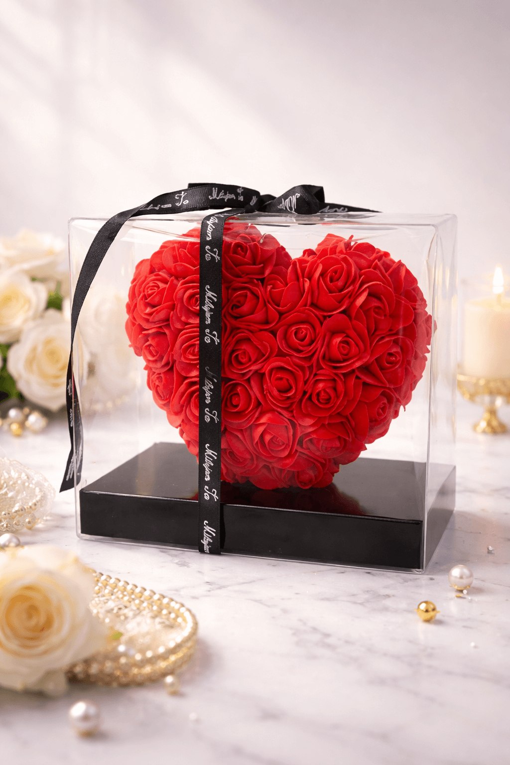 Cœur de roses éternelles en coffret prestige, composition florale décorative