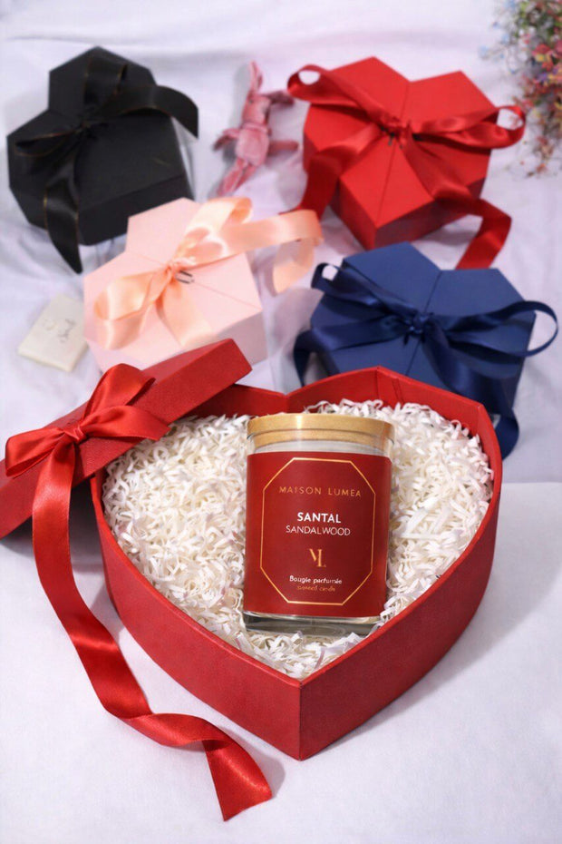 Coffret Bougie Parfumée. Bougie parfumée santal – coffret cadeau Saint-Valentin